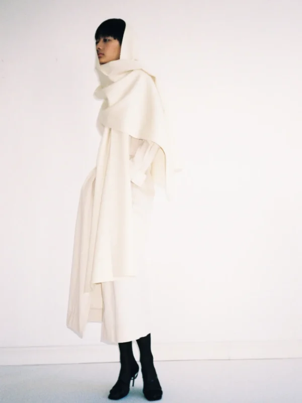 MALAIKARAISS Woolen Scarf<< Scarves